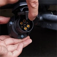 Kurzadapter Für Die Anhängerkupplung, 13-7-polig, Von Norauto, Schwarz, 1 Stück 4 Kurzadapter Für Die Anhängerkupplung, 13-7-polig, Von Norauto, Schwarz, 1 Stück – Bild 4